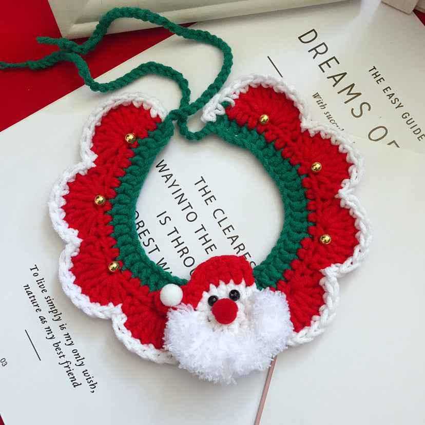 Red and green scalloped wool pet collar with Santa face detail. Festive handmade Christmas collar for pets.
